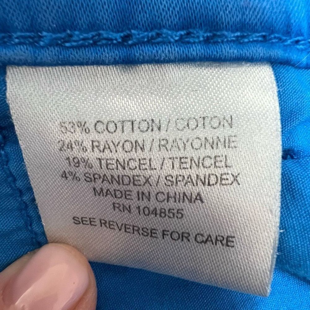 Lila Ryan Blue Mid-Rise Flat Front Straight Leg Stretch Chino Cropped Pants Sz 4 - Picture 9 of 14
